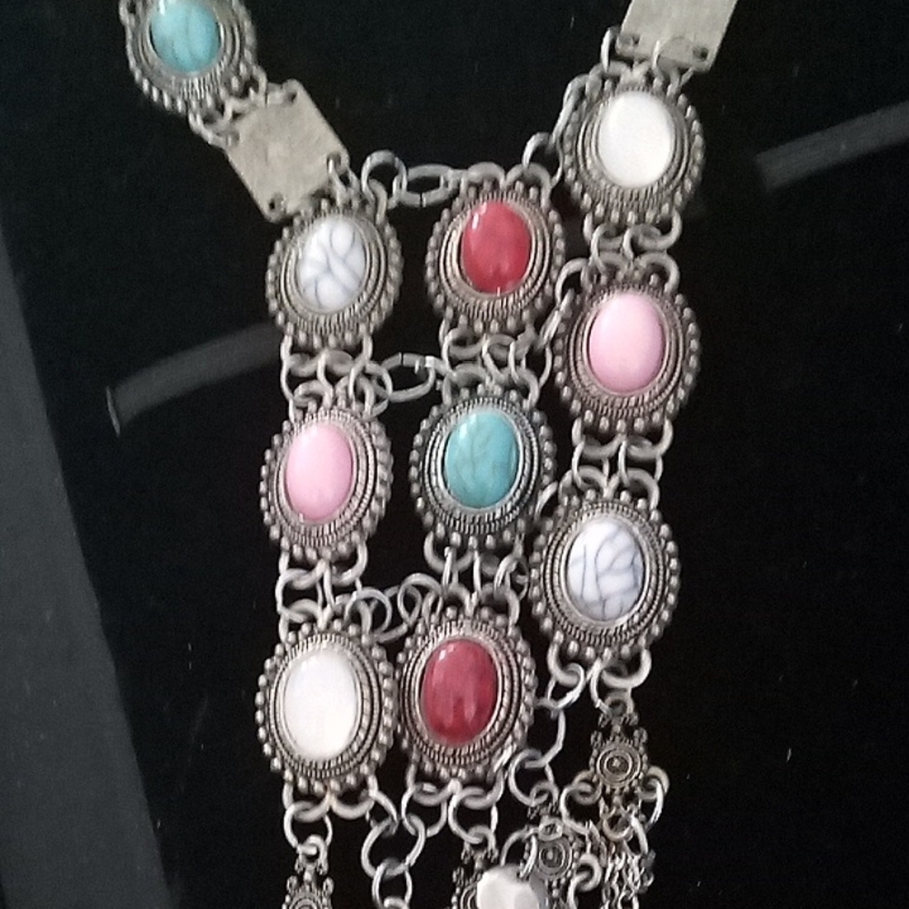 Vintage-Inspired Multi-Color Stone Statement Necklace